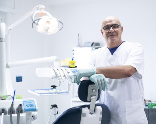 Foto Studio Dentistico Dott. Achille Rosica - Dental Medica