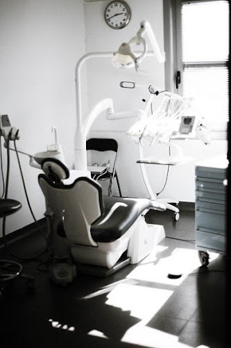 Foto Studio Dentistico Osmile - Trattamenti di Rigenerazione del Sorriso