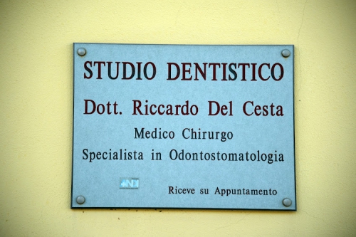 Foto Studio Dentistico del Cesta
