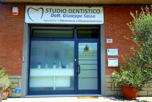 Foto Studi dentistici Dr. Giuseppe Sasso