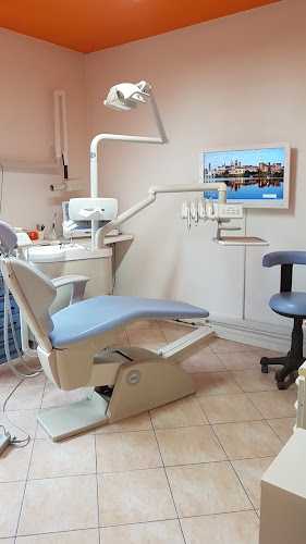 Foto Centro dentale Luppi Sandro e C. sas 3392982639 / 0376 663713 Foto Centro dentale Luppi Sandro e C. sas 3392982639 / 0376 663713