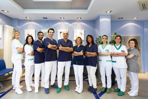 Foto Studio Dentistico Associato Dottori Martintoni Roberto & Serafin Renza