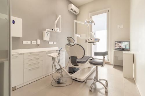 Foto FILIPPO MERLI STUDIO DENTISTICO