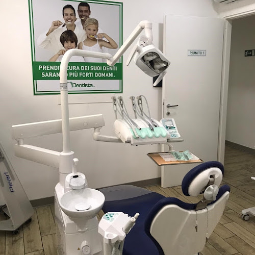 Foto Dentista.tv Genova - San Vincenzo Foto Dentista.tv Genova - San Vincenzo