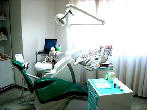 Foto Studio Dentistico DENTALCITY Dr. Paolo Pasquali- porto sant elpidio-Dentista e ortodonzia