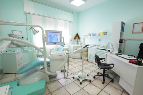 Foto Dental Center SAS di Vellone Fabrizio & Co