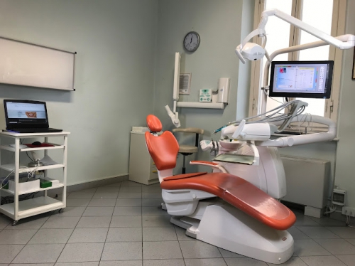 Foto Studio Dentistico Dott. Bruni Claudio