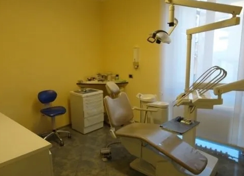 Foto Studio Dentistico Associato Fusar Imperatore Dr. Roberto - Sironi Dr.ssa Fulvia