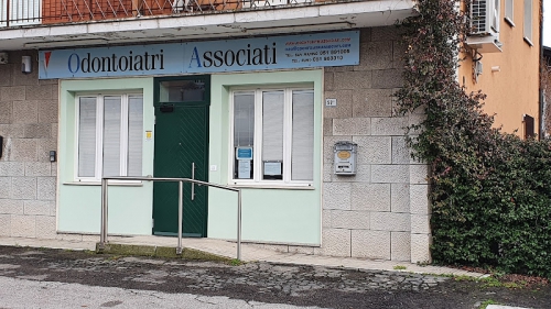 Foto Studio Dentistico Odontoiatri Associati - San Marino di Bentivoglio - Dr.Marzadori, Dr. Stefani, Dr. Parini, Dr.Moretto Foto Studio Dentistico Odontoiatri Associati - San Marino di Bentivoglio - Dr.Marzadori, Dr. Stefani, Dr. Parini, Dr.Moretto