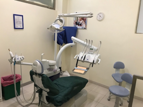 Foto Dentista Poggibonsi | Iris Compagnia Odontoiatrica
