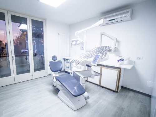 Foto Dentista Gallarate | Studio Dentistico Pozzi e Taubert | Odontoiatra Varese