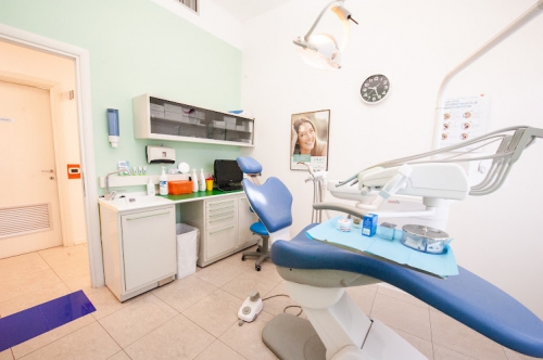 Foto Studio Odontoprotesico Gratosoglio Srl