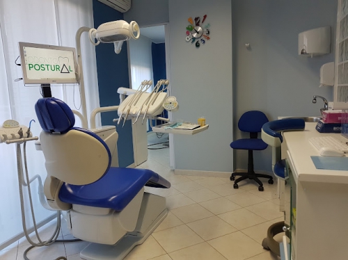 Foto Studio Dentistico Odontopostural Bari - Dr. A. D'Astore