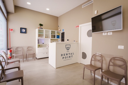 Foto DENTAL POINT BARI - Dott. Papapicco Saverio & C.