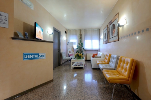 Foto Dental Soc s.r.l.