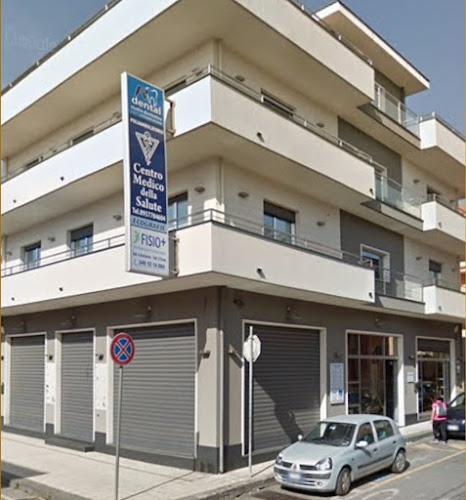Foto R-Dental del Dottor Isidoro Russo