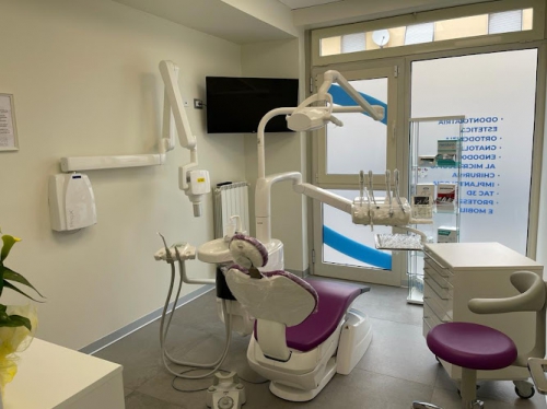 Foto Studio Dentistico Sorrisi Foto Studio Dentistico Sorrisi